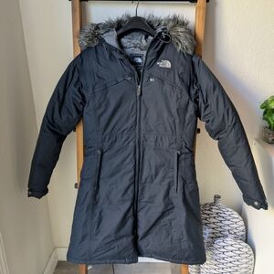 The North Face Women's Black Arctic Parka with Faux Fur Hood - Size M